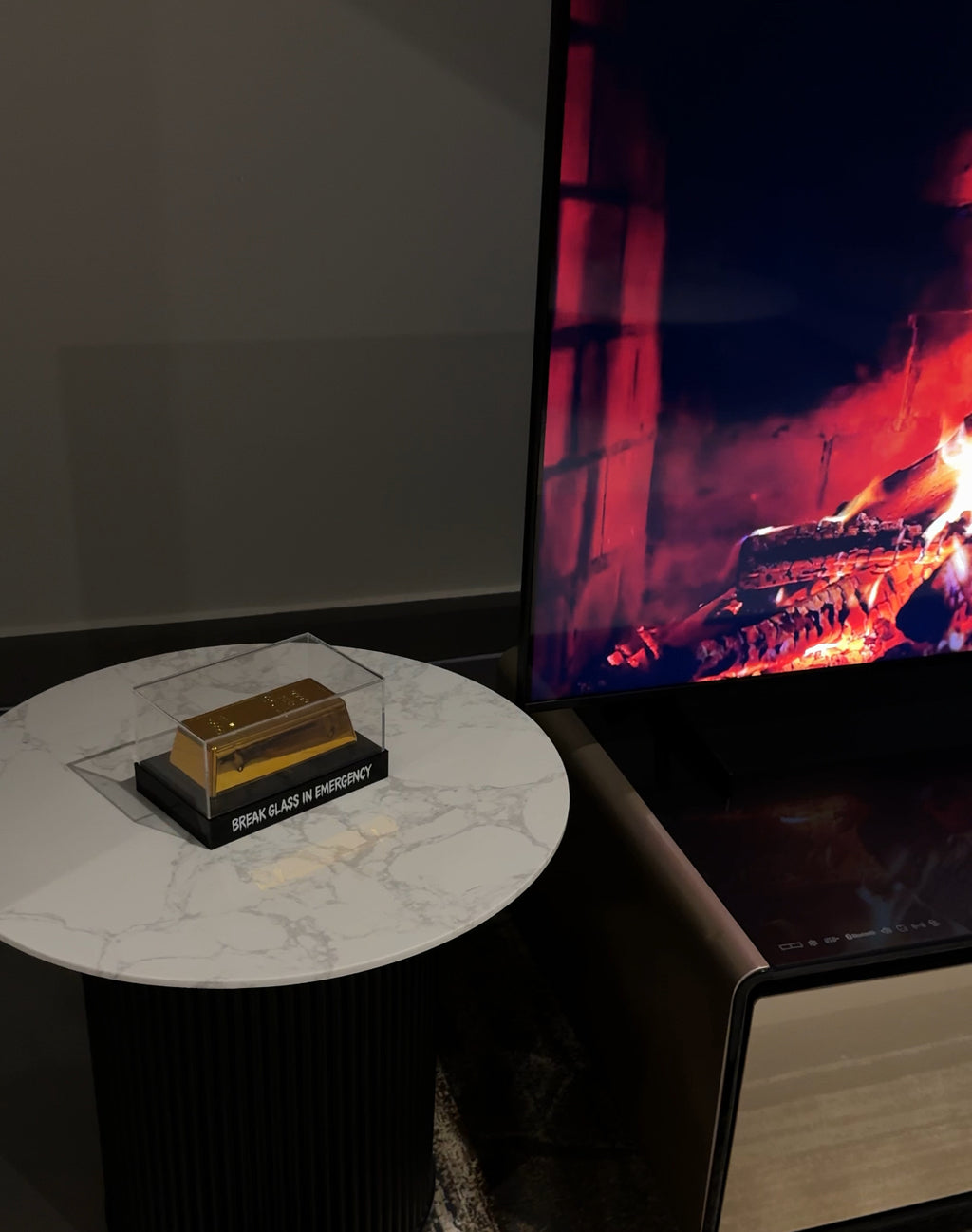 Break glass, Not hope